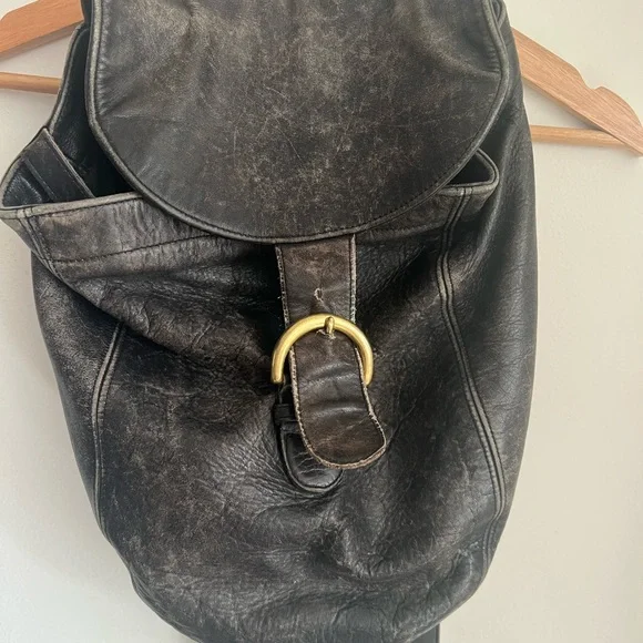 Vintage Coach Soho Buckle packpack. No. D6H-4134 - Picture 2 of 8
